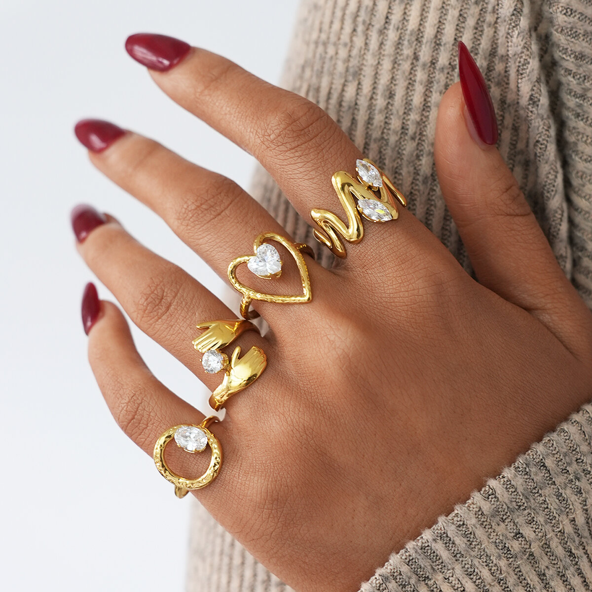 1 Piece luxury  high - end  Waterproof Anti - Tarnish Stainless Steel   Gold Color  Zircon Statement Rings 2