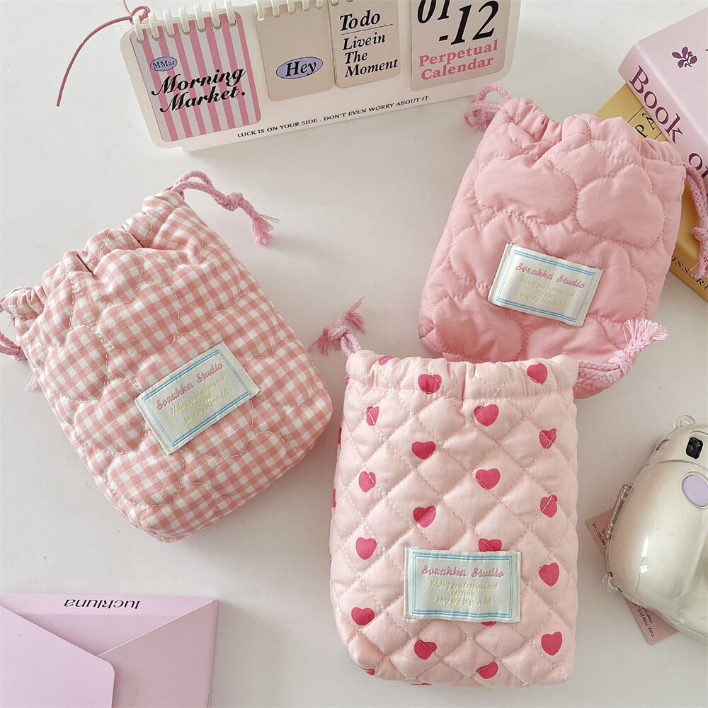 Romantic Sweet Heart Plaid Quilted Soft Camera Storage Bag h5Picture4
