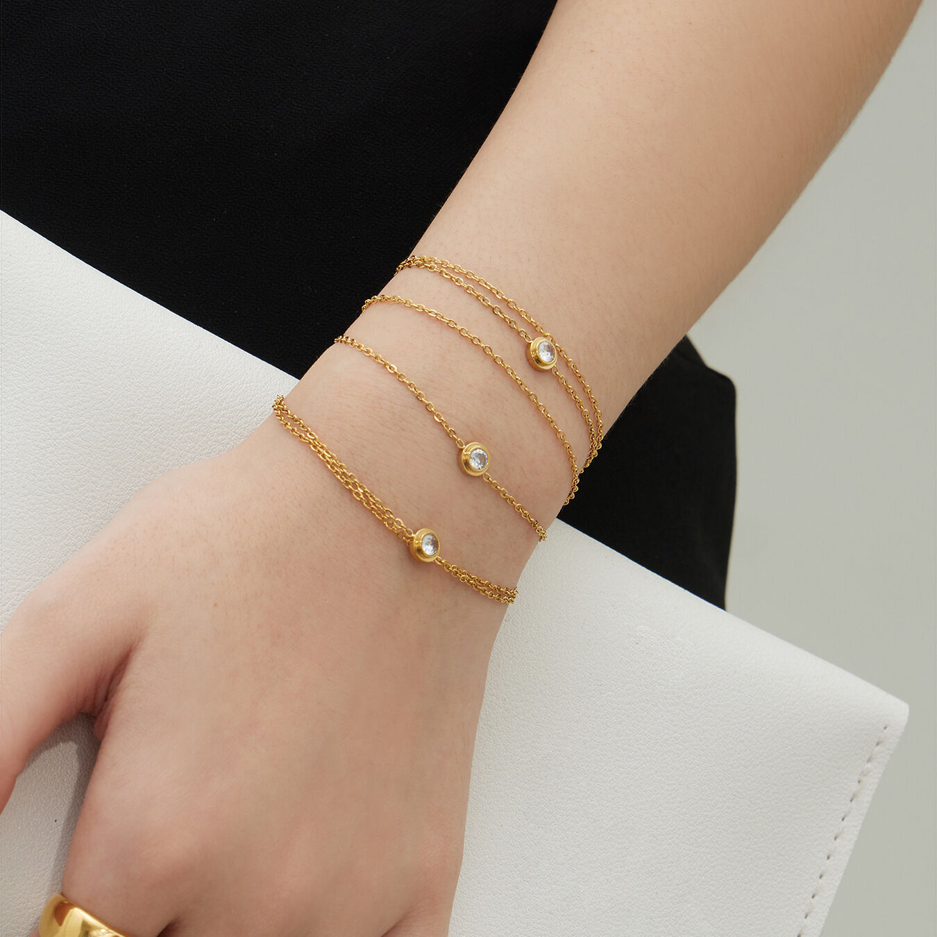 Simple Lightweight Zircon Stainless Steel Waterproof Anti - Tarnish Gold Color Women's Chain Bracelets Picture4