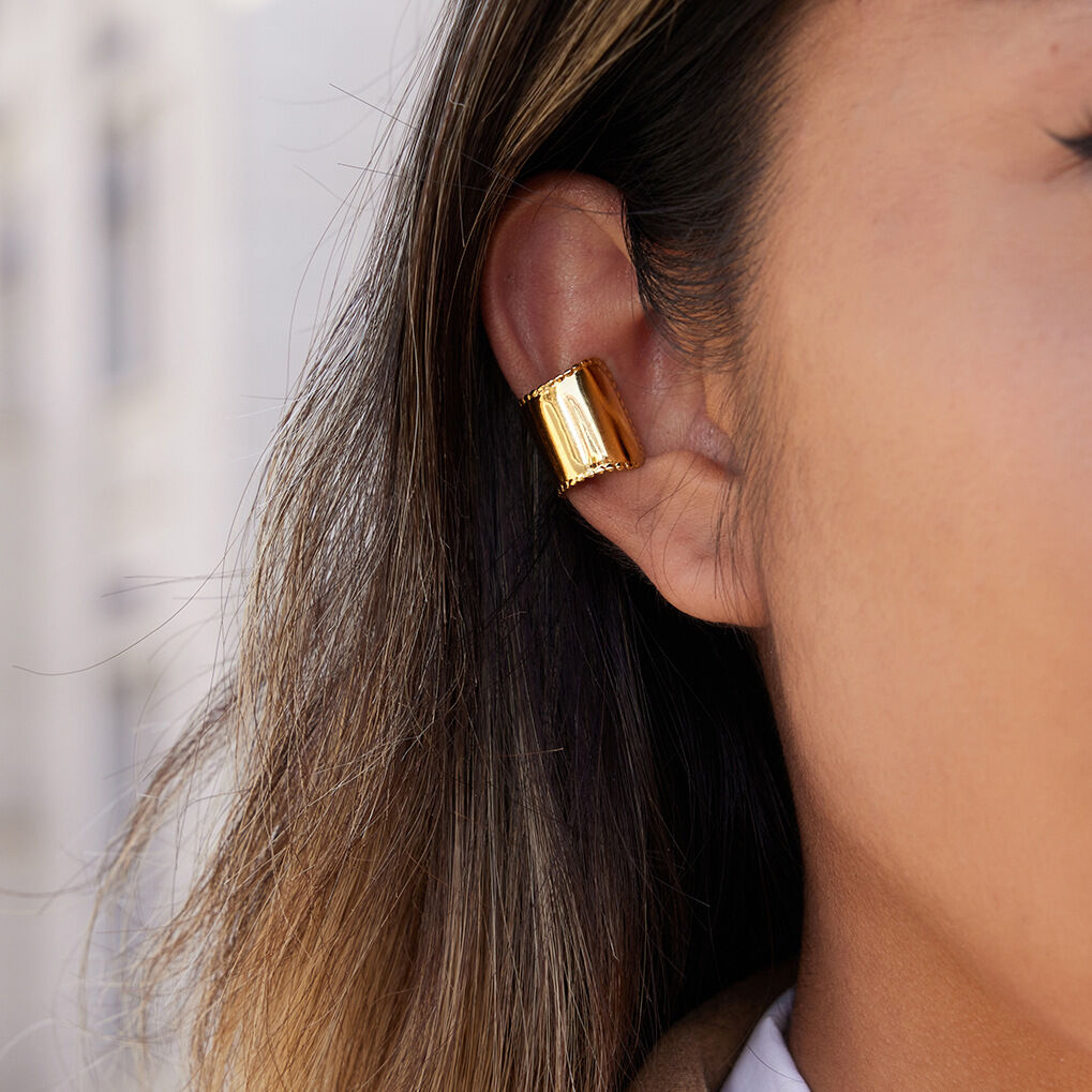 1 Pair Minimalist Solid Color Stainless Steel Waterproof Gold Color Women's Ear Cuffs Picture2