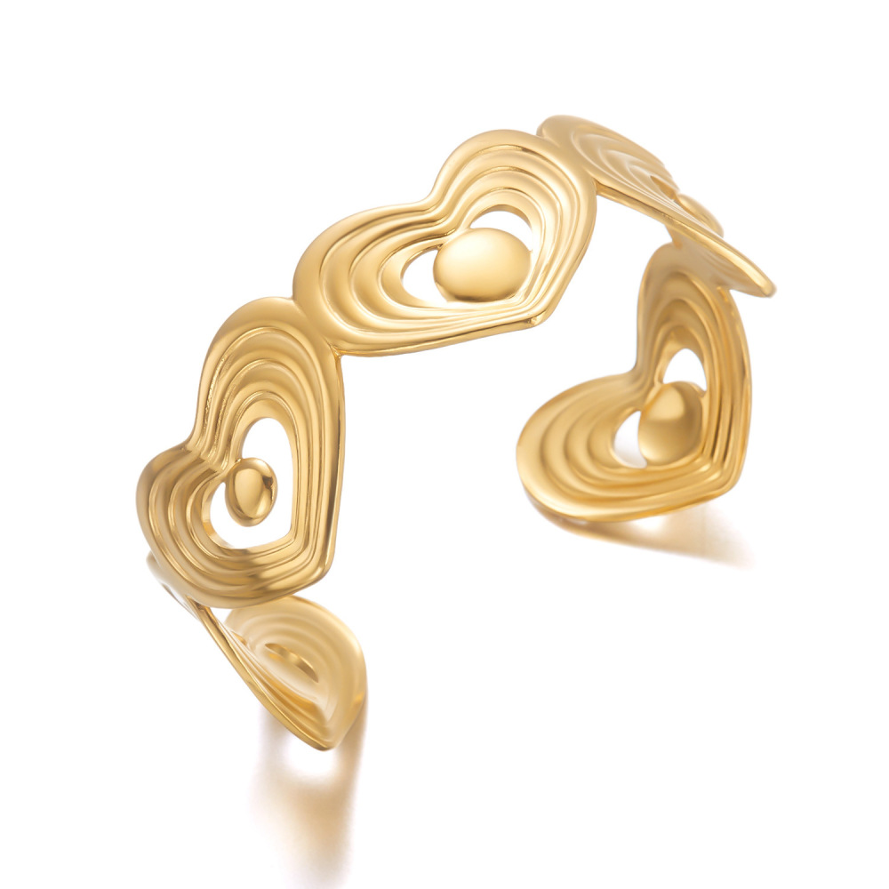 1 Piece Retro Heart Shape Stainless Steel Waterproof Gold Color Cuff Bracelet Picture2