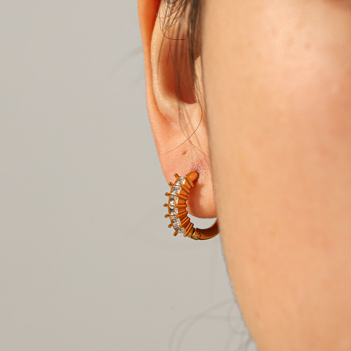 Circle Stainless Steel Waterproof Gold Color Zircon  Hoop Earrings 2