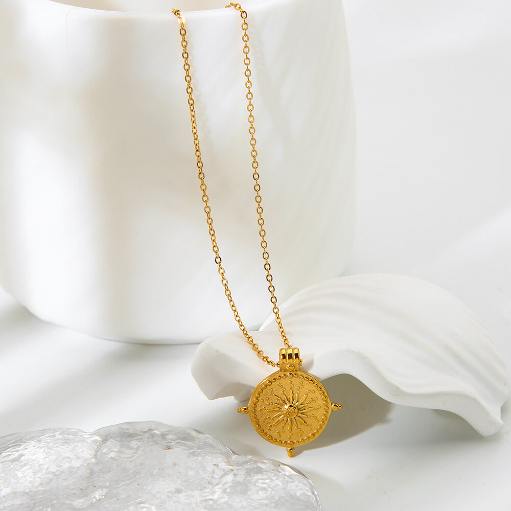 1 Piece Classic  Retro Sun Chain Stainless Steel Waterproof  Anti - Tarnish Women's Pendant Necklaces Picture6