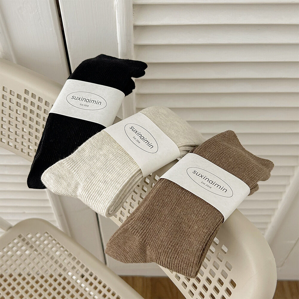 1 Pair Casual Versatile Soft Pure Cotton Mid-Calf Socks Picture2
