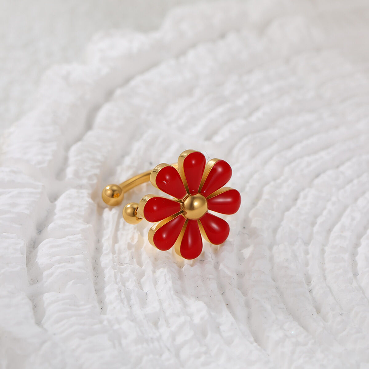 Elegant Daisy Irregular Shape Stainless Steel Waterproof Anti - Tarnish Gold Color Women's Earring Sets h5Picture3