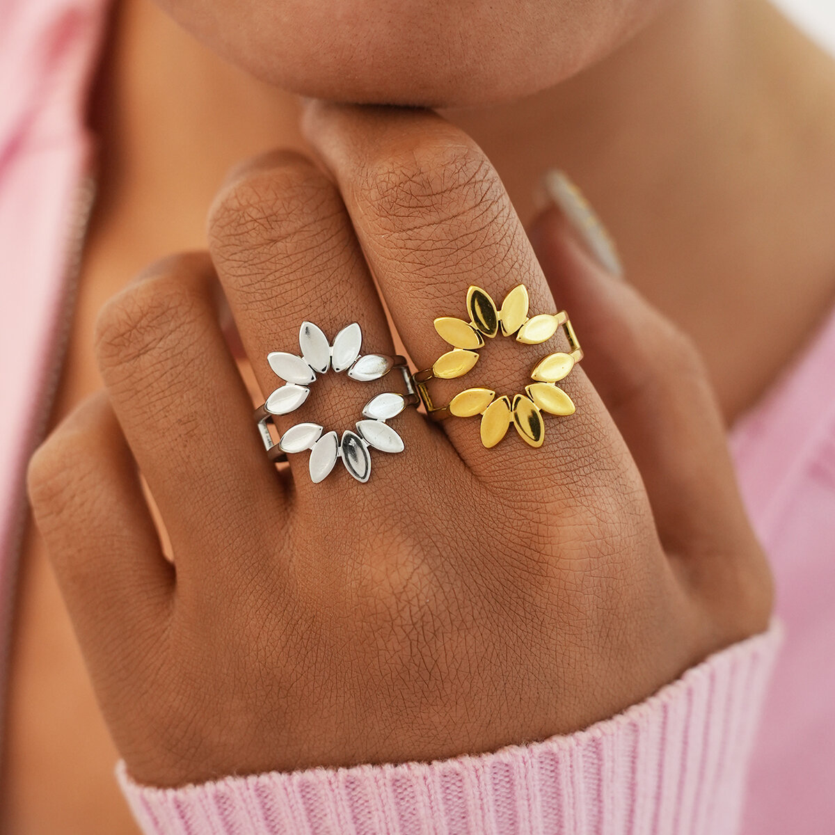1 Piece Hollowed-out Lines Hypo - allergenic Stainless Steel Waterproof Gold Color Statement Rings h5Picture4