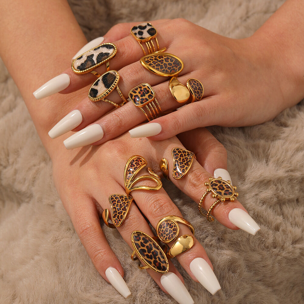1 stuk modieuze statement ring met luipaardprint, gemaakt van roestvrij staal, waterdicht en goudkleurig. h5 Afbeelding3