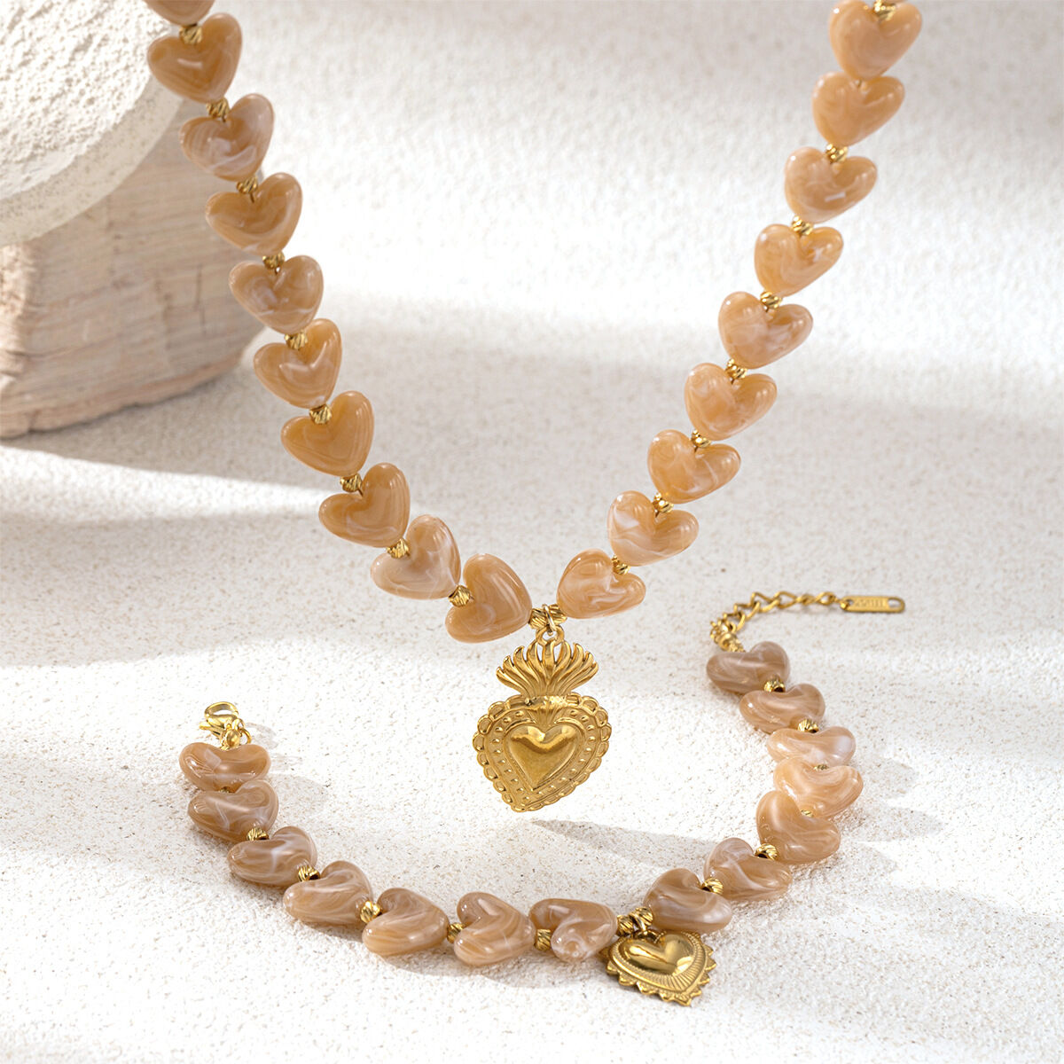 1 pezzo semplice collana di perline da donna in acciaio inossidabile impermeabile color oro con cuore in acrilico