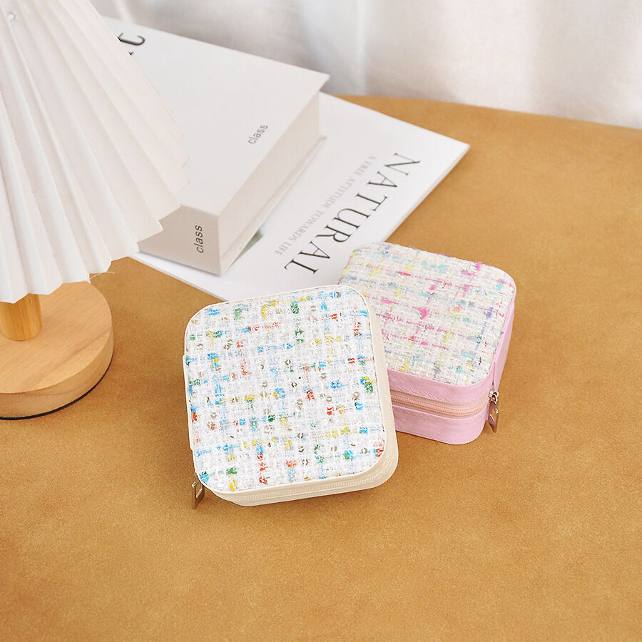 Romantic Series Retro Plaid Fabric Jewelry Boxes h5 Picture2