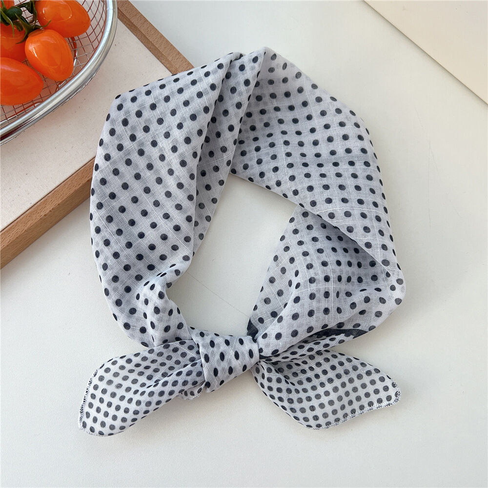 7 Cotton - Line Frame Dots White And Black Picture7