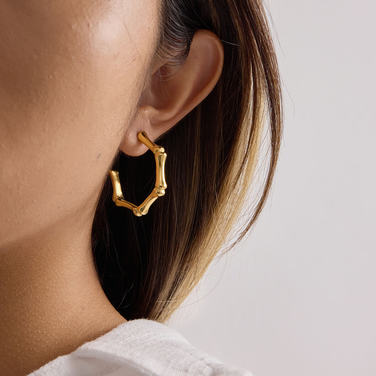 Classic Bamboo Joint Circle Stainless Steel Waterproof Gold Color Women's Hoop Earrings Picture3