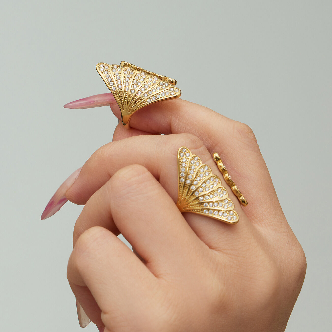 Ornate Shell Stainless Steel Waterproof Anti - Tarnish Gold Color Zircon Women's Gemstone Rings Picture6