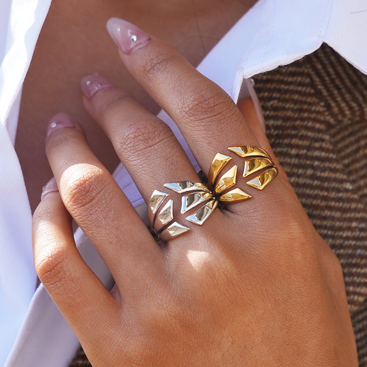 Daily Irregular Shape Stainless Steel Waterproof Gold Color Statement Rings h5 Picture4