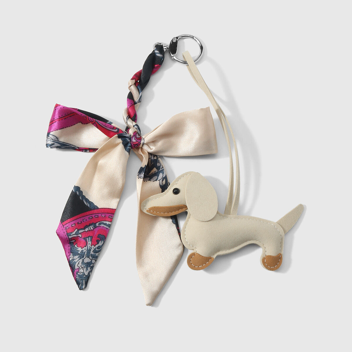 One Off-White Dachshund Keychain Picture5