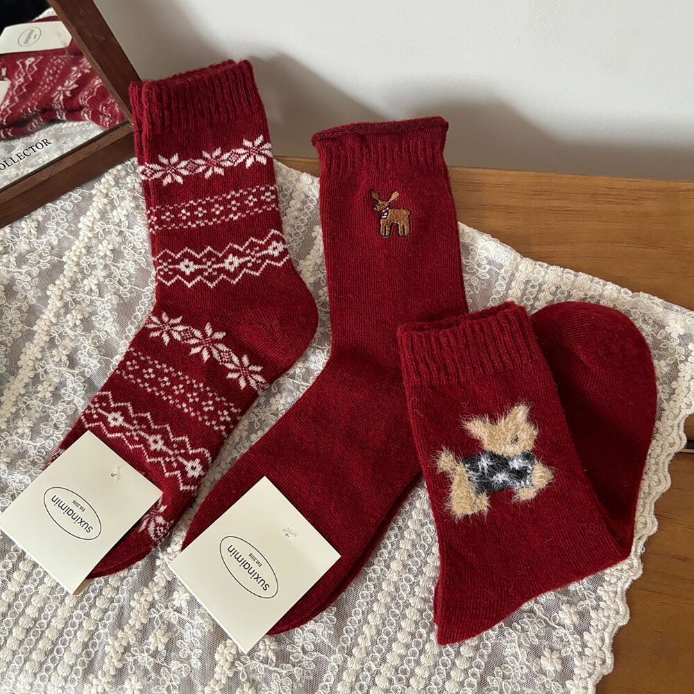 1 Pair Cute Elk for Christmas Mid-Calf Socks h5 Picture4