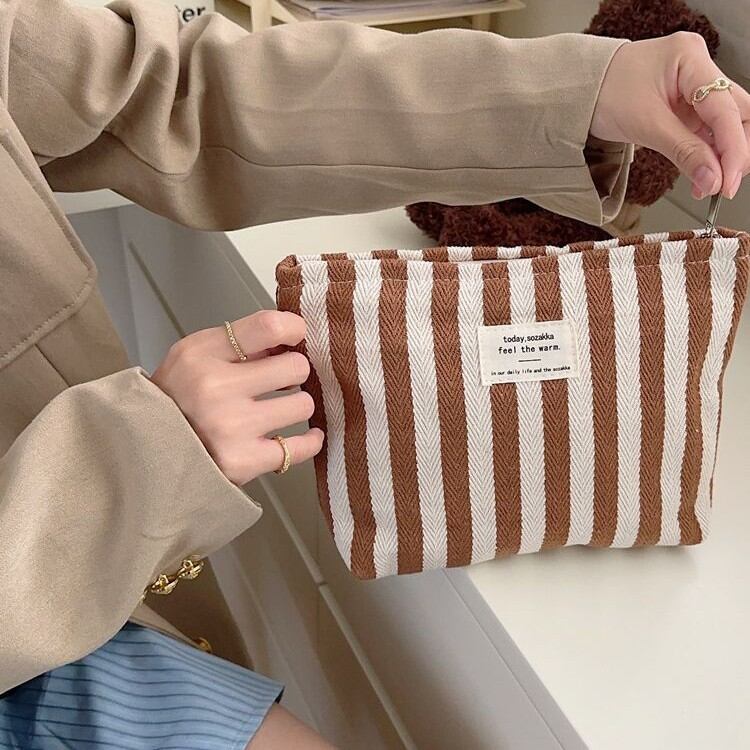 Simple Stripe Canvas Women's Makeup Bag h5 Picture3