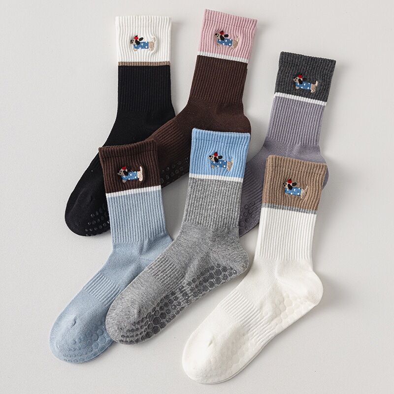 Niedliche Cartoon-Dackel-Sportsocken aus reiner Baumwolle, mittelhoch geschnitten h5 Bild2
