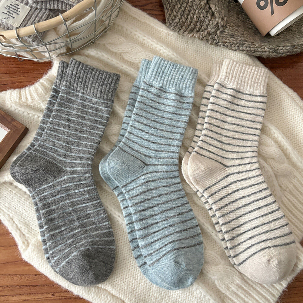 1 Pair Soft Pure Cotton Striped Knitted  Mid-Calf Socks Picture3