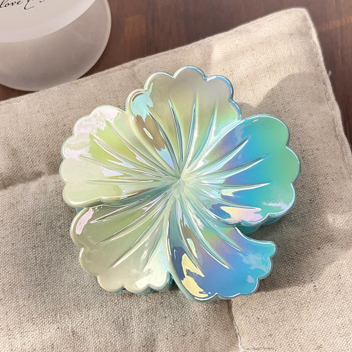 Romantic Series Daily Flower Pvc Women's Hair Claws h5 