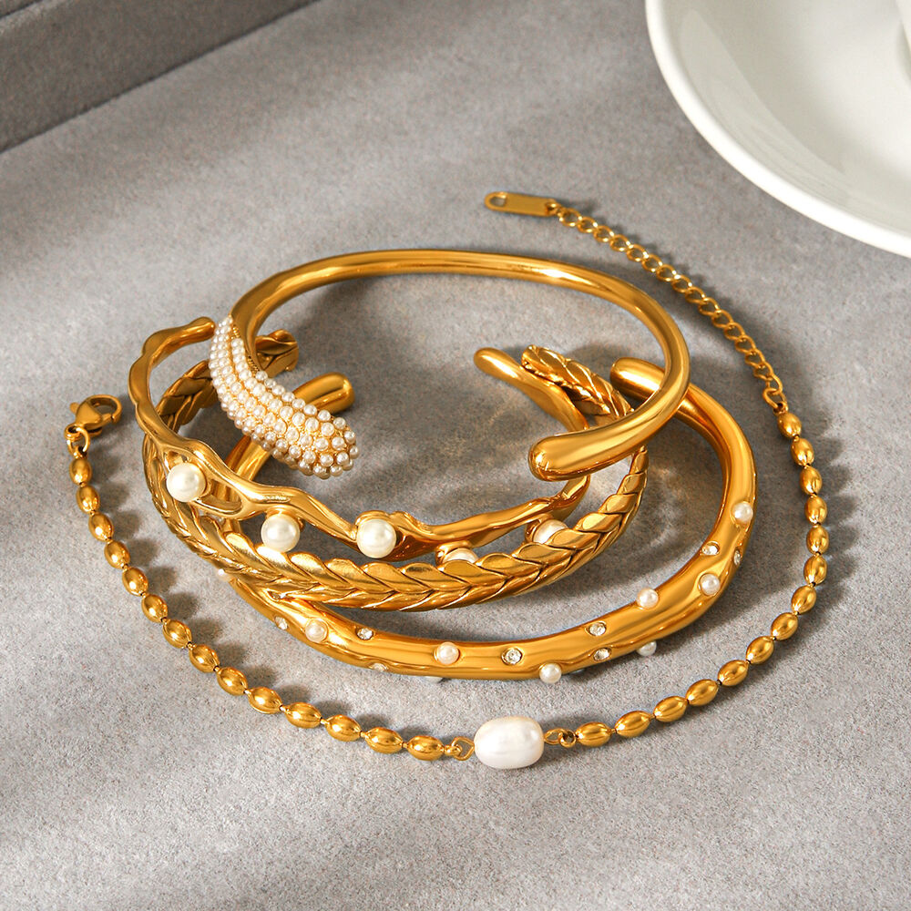Elegant Stainless Steel Waterproof Gold Color Pearl Women's Bangles h5Picture3