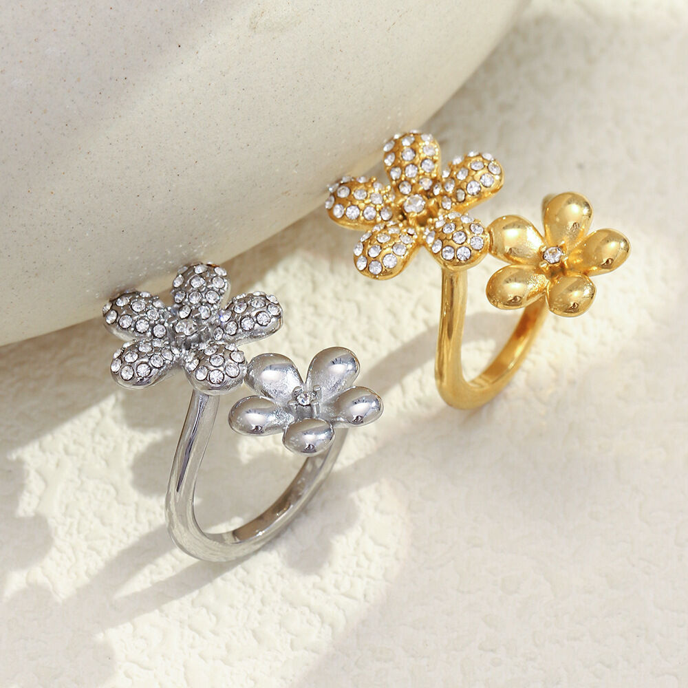 Blumenförmiger, wasserdichter Statement-Ring aus Edelstahl