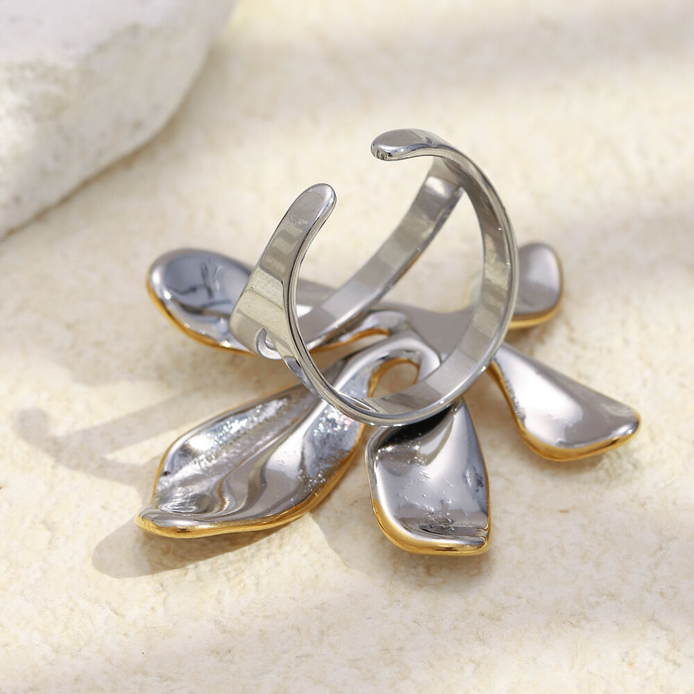 Flower Shape Gold and Silver Color Stainless Steel Waterproof Statement Ring Picture3