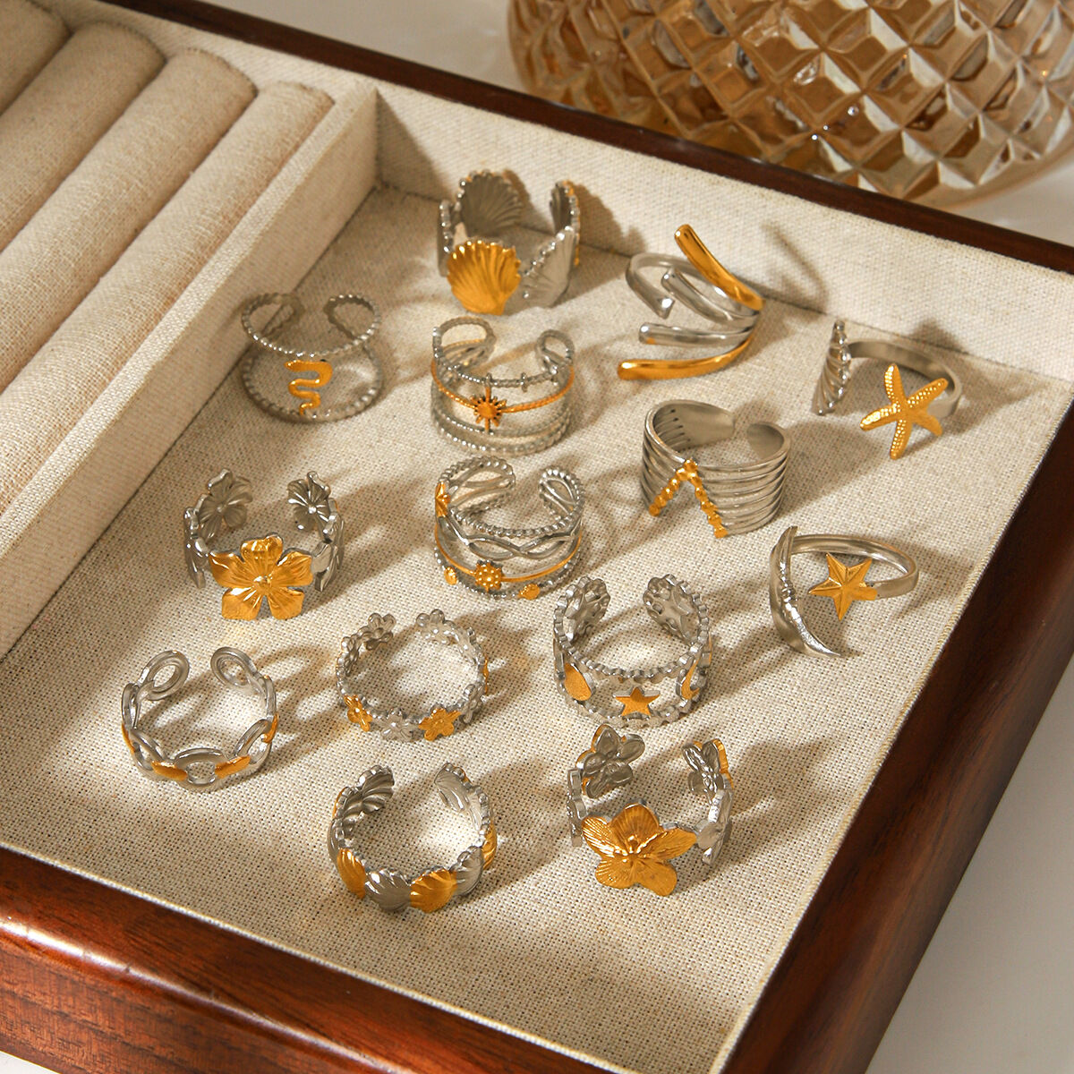 Delicate Mixed Gold Color And Silver Colors Stainless Steel Waterproof&Anti-tarnish Statement Rings h5 Picture5