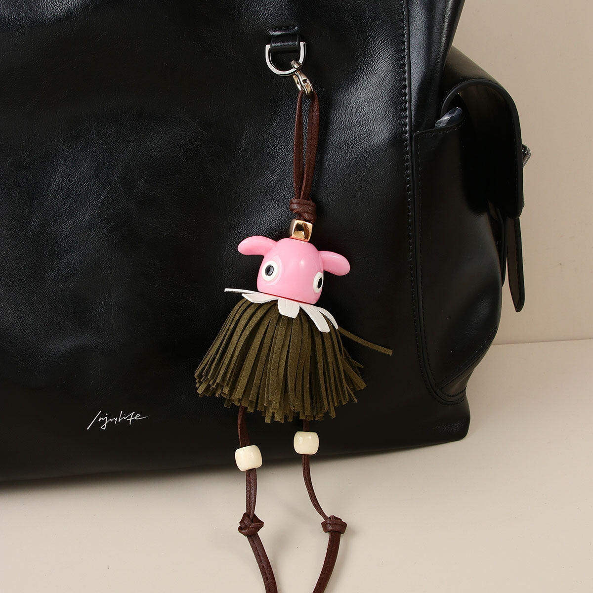 Luxurious Series Retro Cartoon Tassel PU Women's Bag Charms h5 Picture3