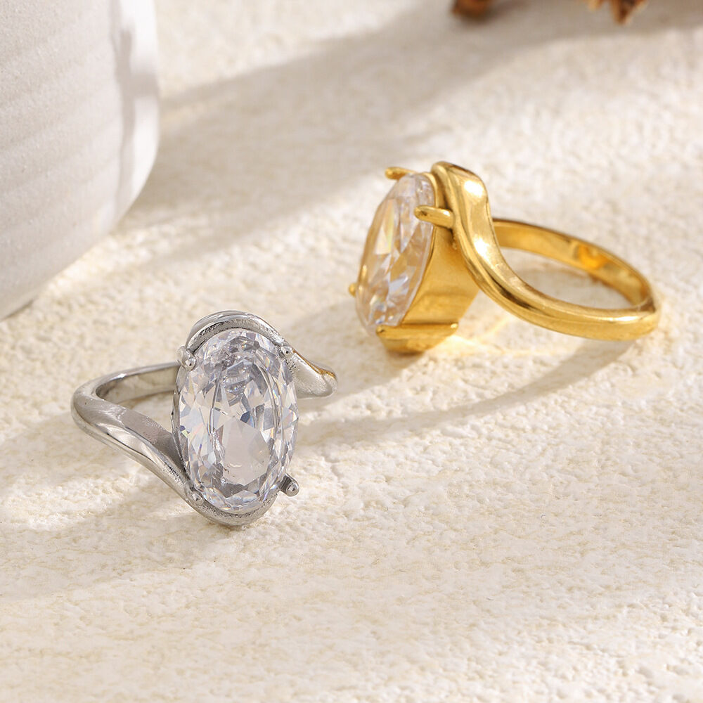 Anello impermeabile in acciaio inossidabile con zircone Ellipse