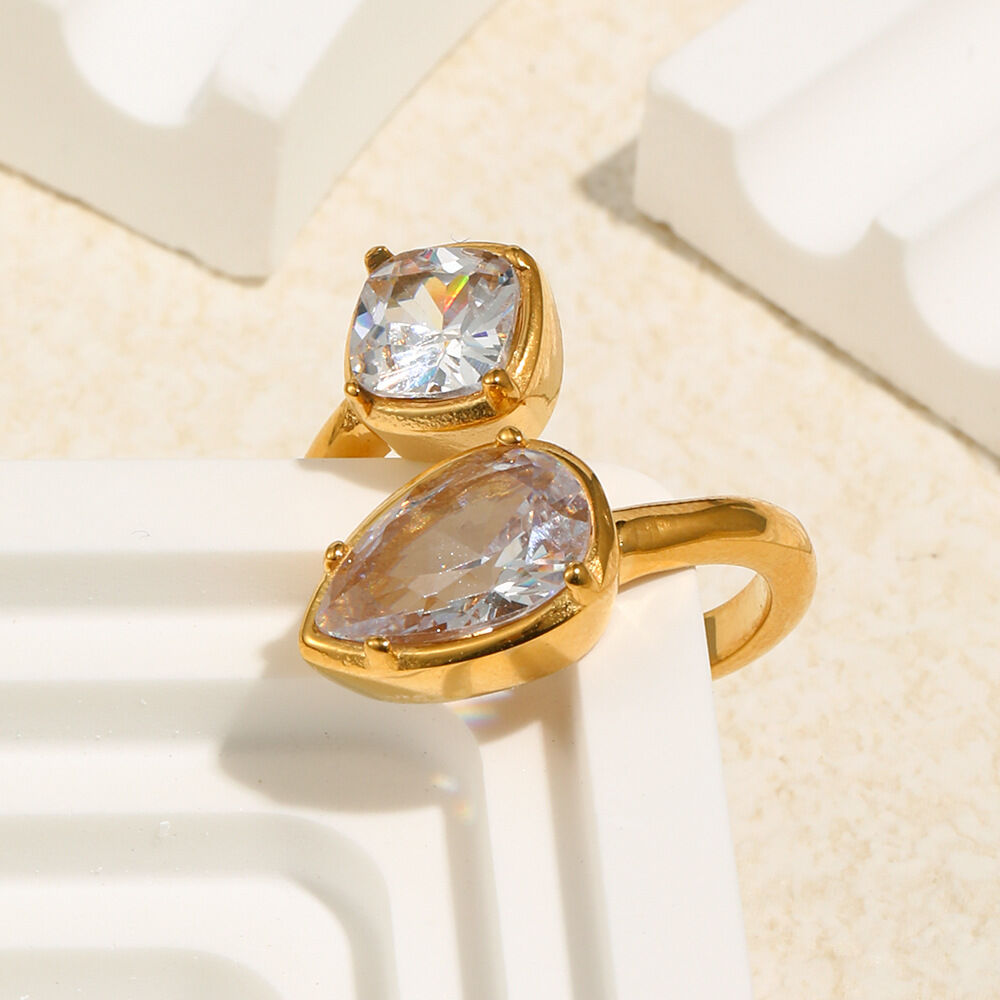Simple Waterproof Stainless Steel Zircon Gold Color Ring h5 Picture3