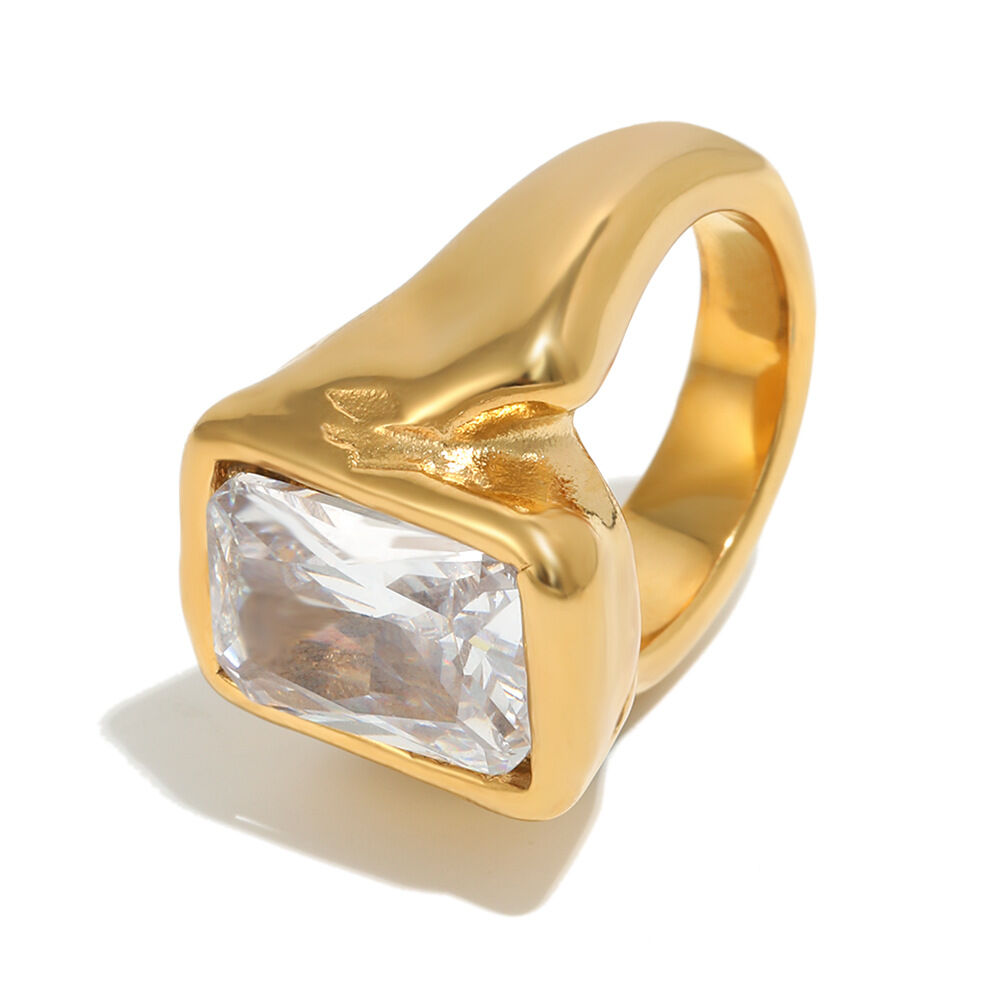 Deeply Carved Square Diamond Ring - Gold/Number 7 Picture2