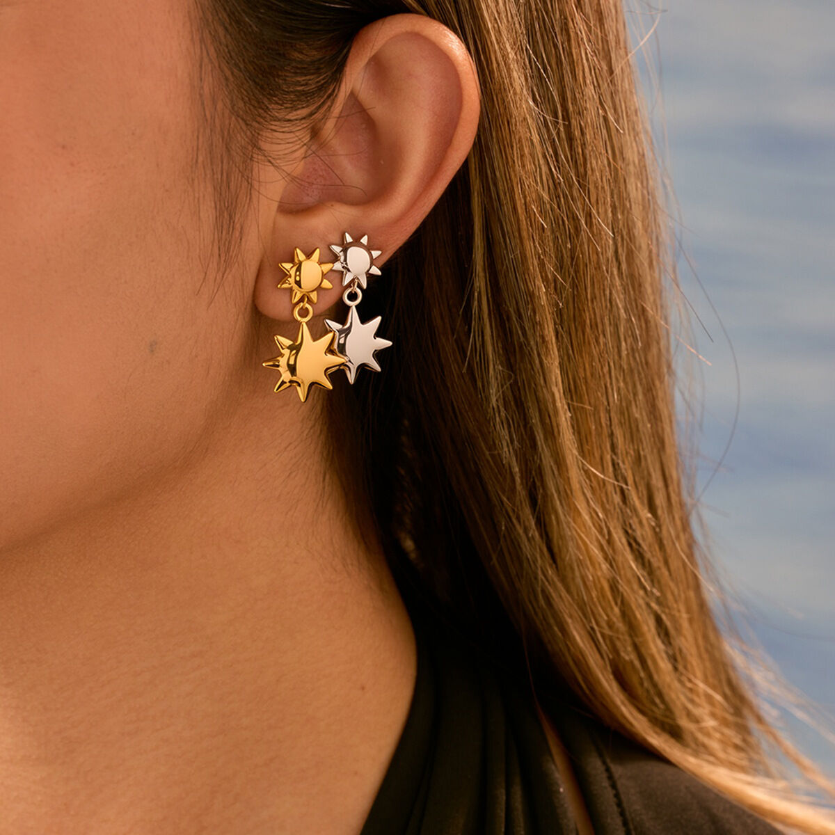 Classic Series  Shape Sun Cartoon Stainless Steel Waterproof 18K  Gold  Women's Stud Earrings