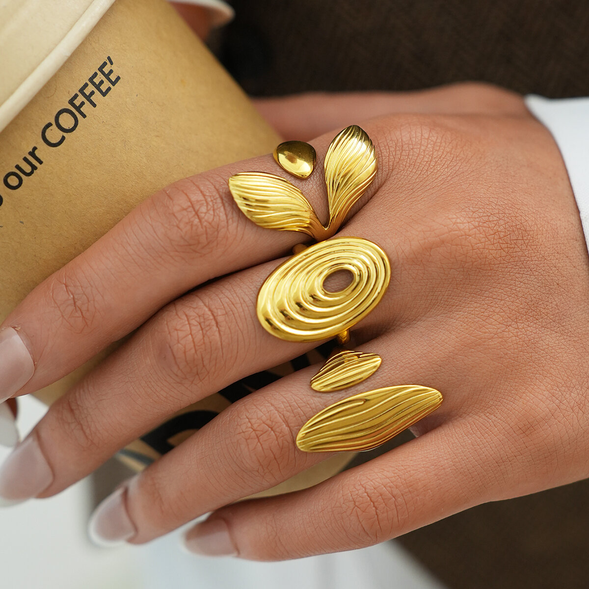 Daily Irregular Shape Stainless Steel  Waterproof Gold Color Women's Ring Picture2