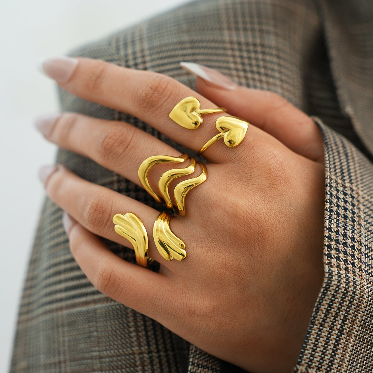 Simple  Daily Irregular Shape Heart Lines Stainless Steel Waterproof  Gold Color  Ring