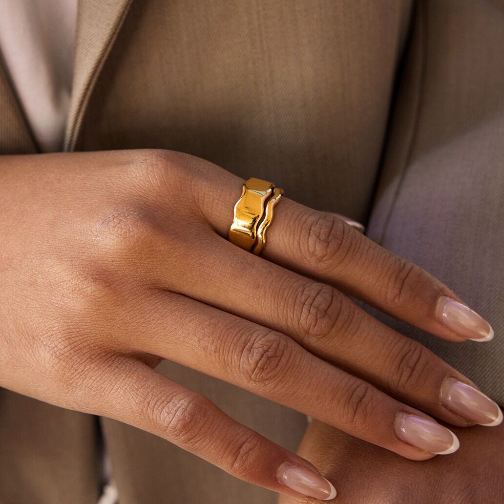 Simple Curve Solid Color Stainless Steel Waterproof Gold Color Ring Sets Picture4