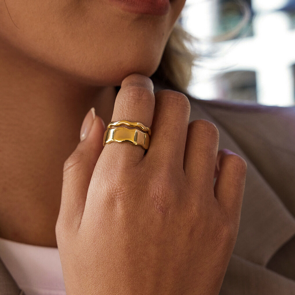 Simple Curve Solid Color Stainless Steel Waterproof Gold Color Ring Sets Picture3