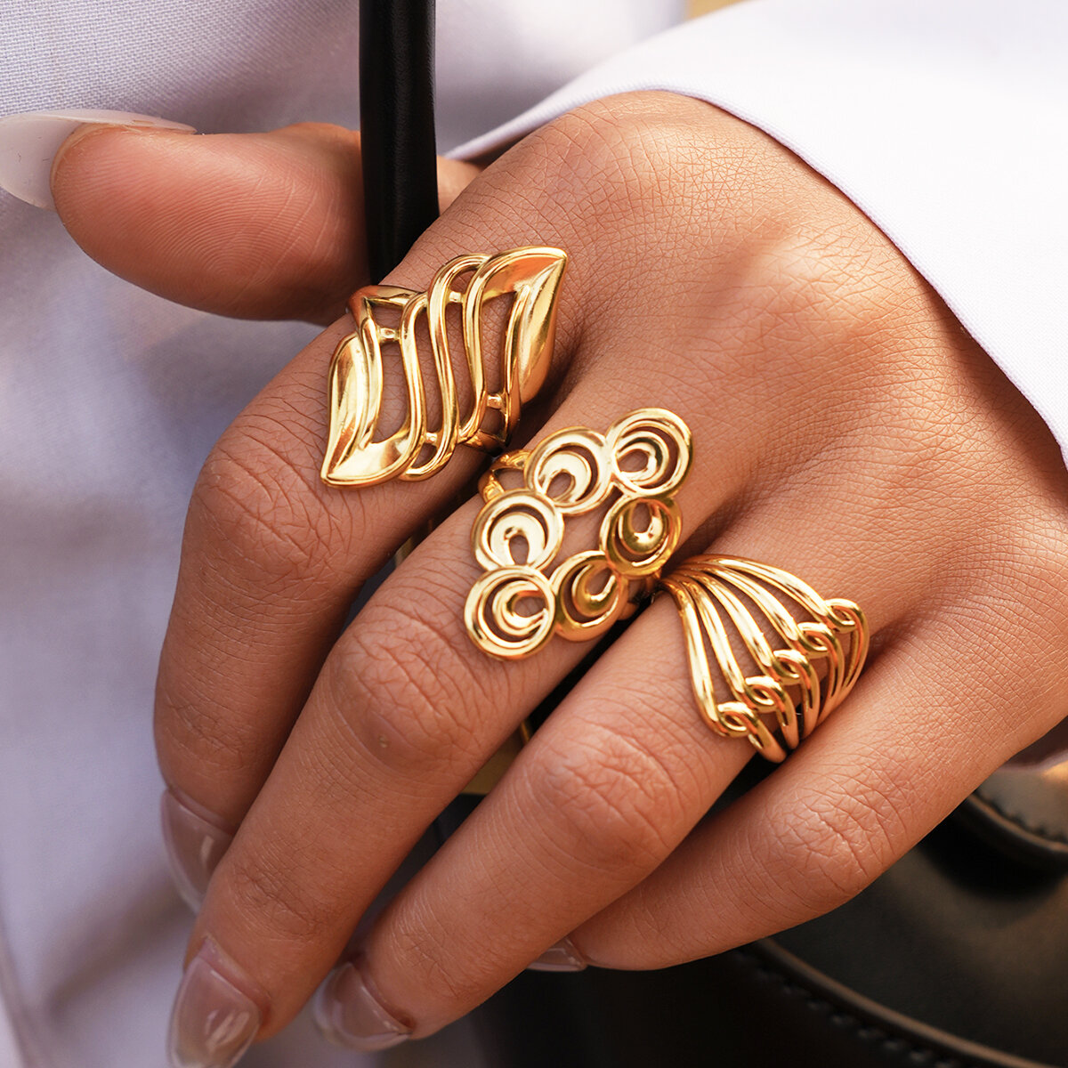 Simple  Irregular Shape Stainless Steel Waterproof Gold Color  Women‘s Statement Rings h5 Picture3
