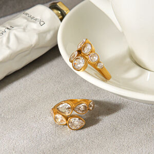 Elegant Heart Circle Stainless Steel Waterproof Gold Color Zircon Gemstone Ring h5 Picture4