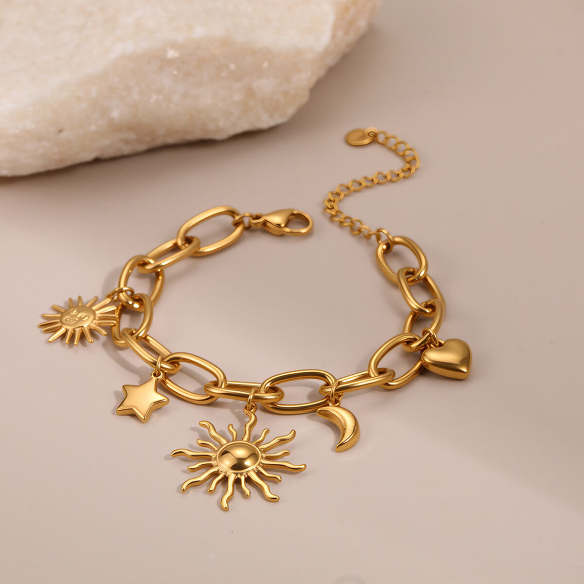 Braccialetti a catena da donna in acciaio inossidabile impermeabile a forma di cuore, sole, tartaruga, stella e luna, in oro 18 carati 2