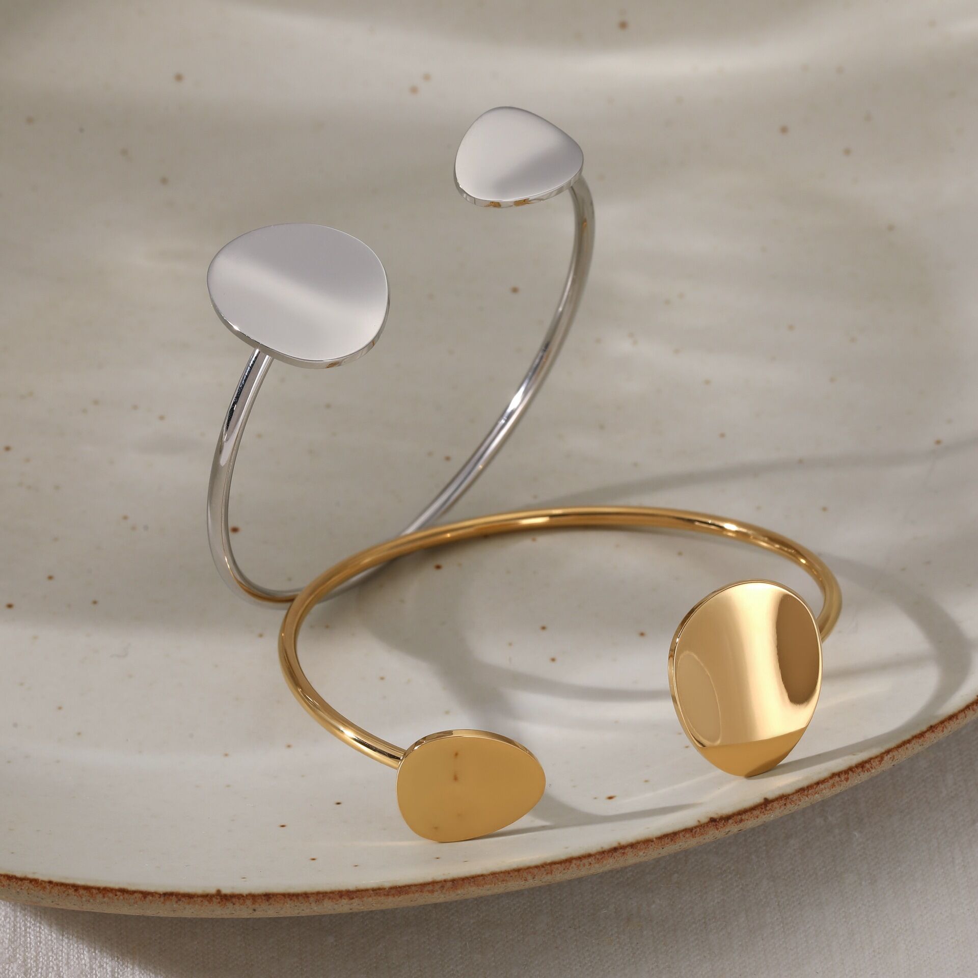 Simple Irregular Shape Stainless Steel Waterproof Gold Color Women's Cuff Bracelets Picture4