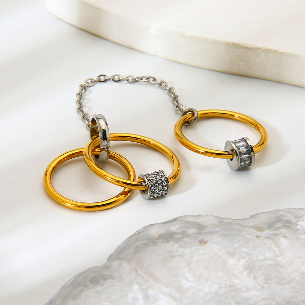 Simple Series Daily Circle Stainless Steel Waterproof   Gold Color  Zircon Statement Rings Picture4