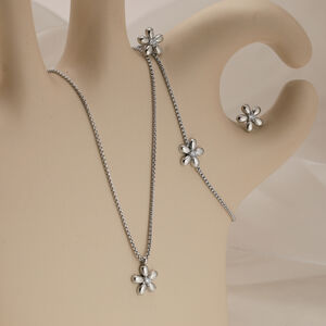 Sweet Flower Stainless Steel Waterproof Gold Color Women's Necklaces Sets h5 Picture4