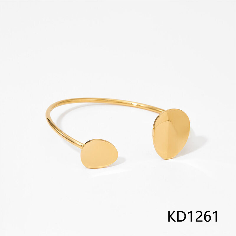 Gold bracelet KD1261 