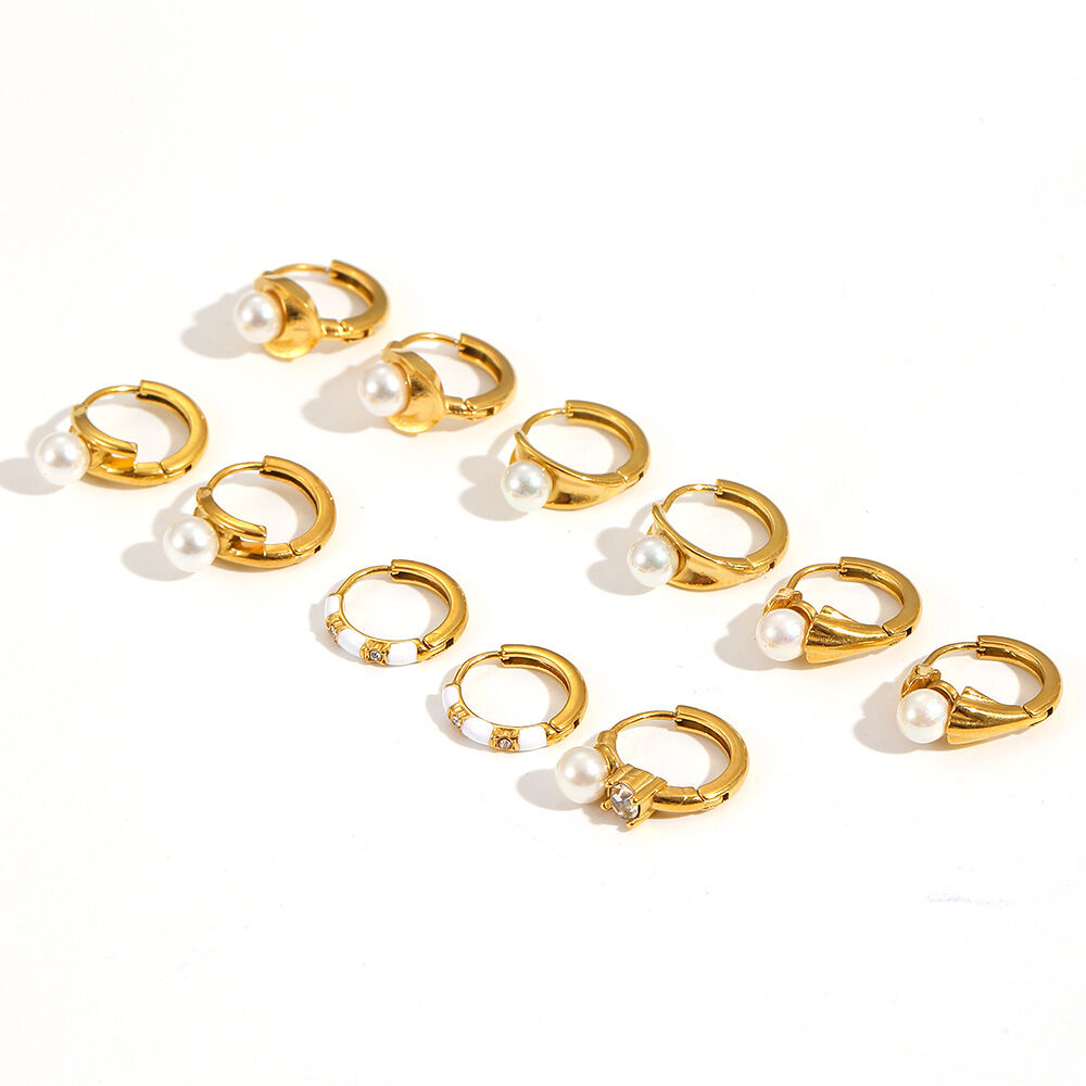 Gorgeous Circle Stainless Steel Waterproof Women's Hoop Earrings Picture3