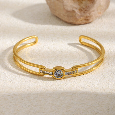 Eenvoudige, dagelijkse, waterdichte damesarmband van roestvrij staal met goudkleurige zirkonia. 2