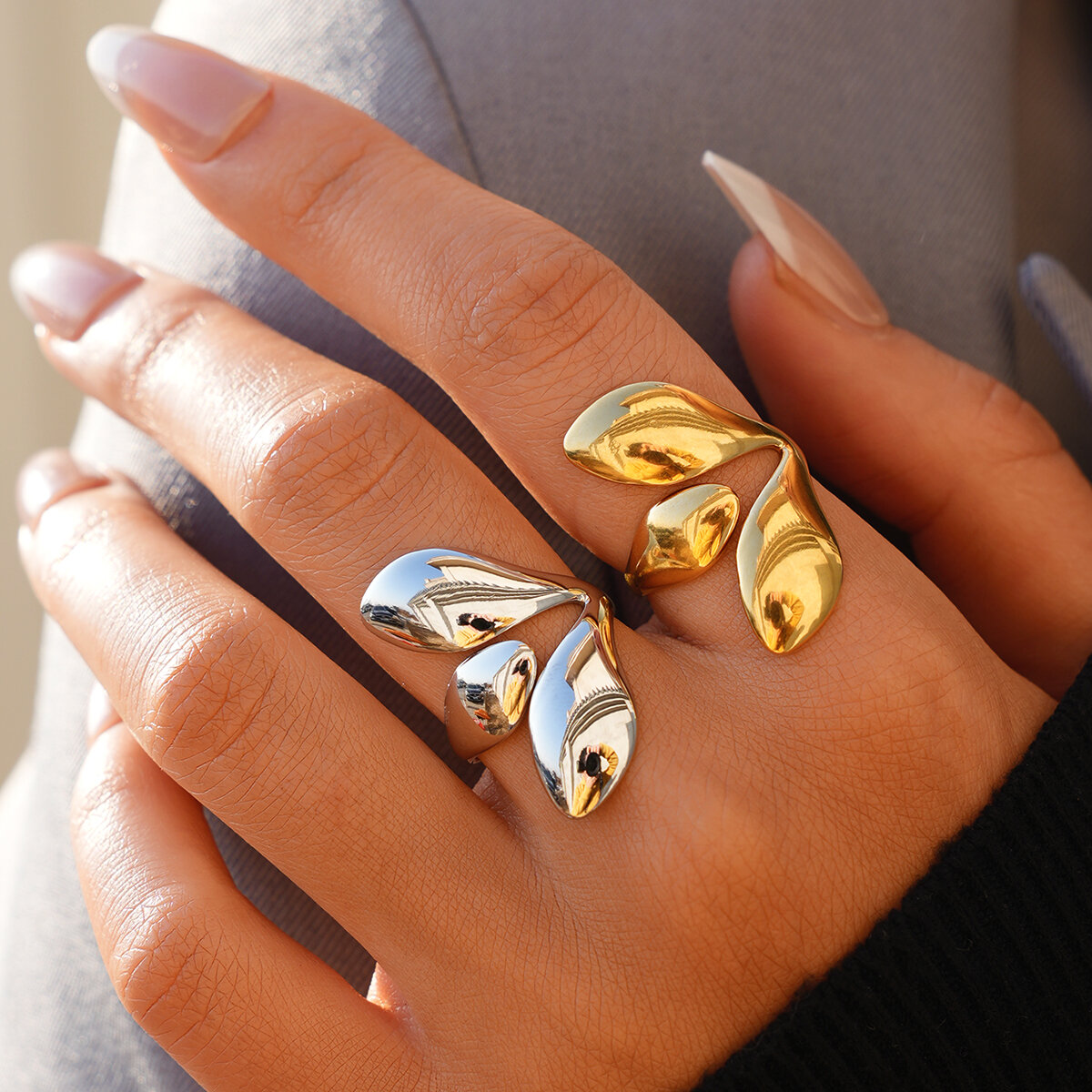 Simple Leaf Waterproof Gold Color Stainless Steel Women's Ring h5 Picture4
