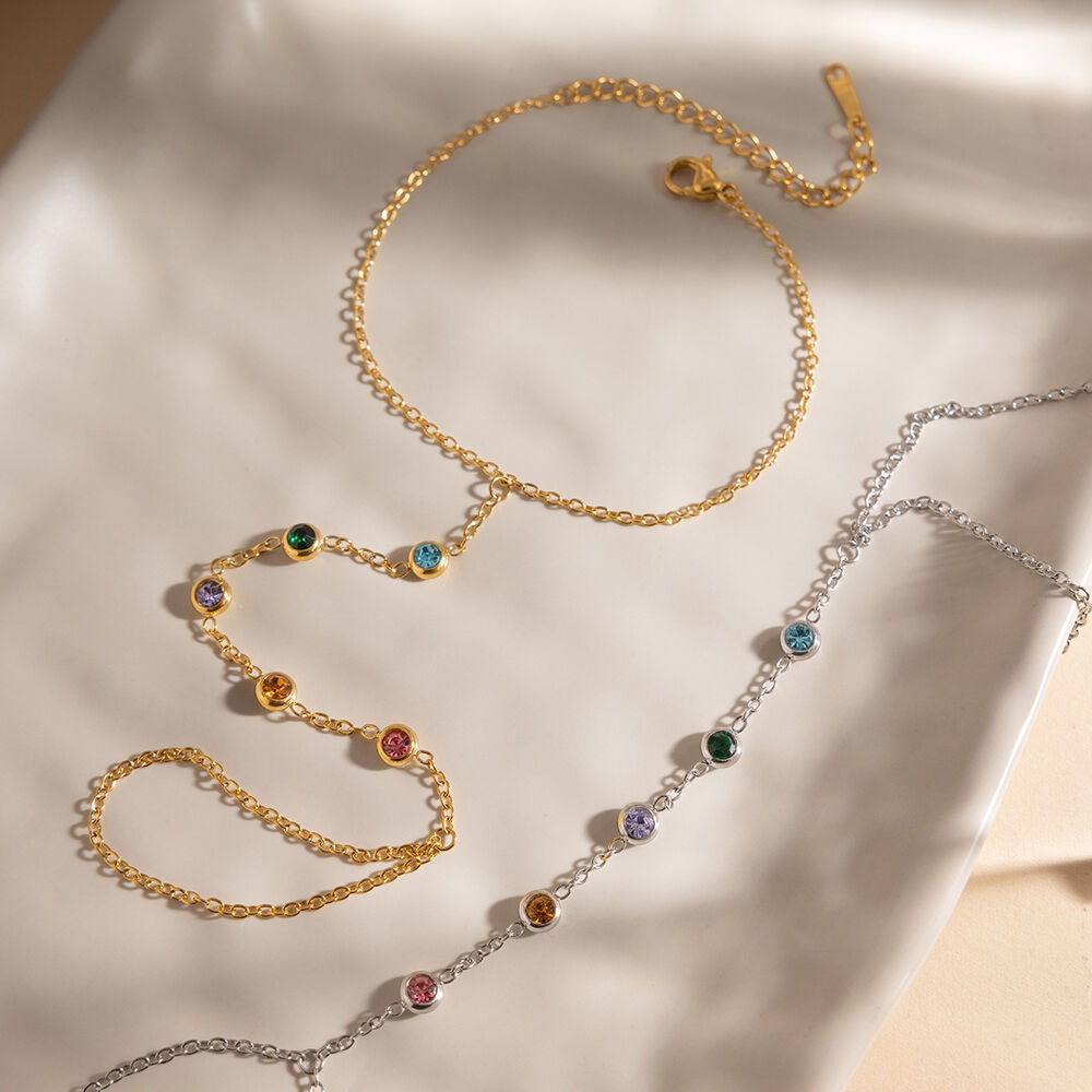 Daily Round Zircon Lightweight Stainless Steel Waterproof&Anti-tarnish Women's Hand Chain h5Picture3