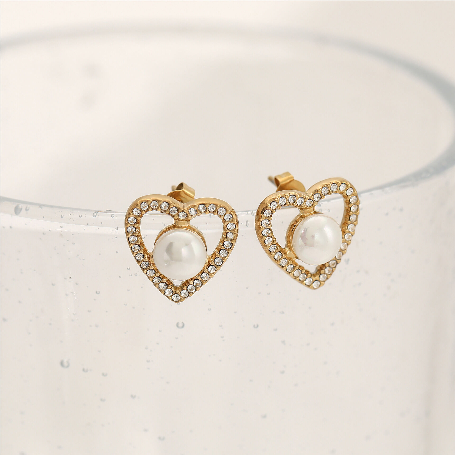 Simple Heart Stainless Steel Waterproof Gold Color Zircon Pearl Women's Stud Earrings Picture3