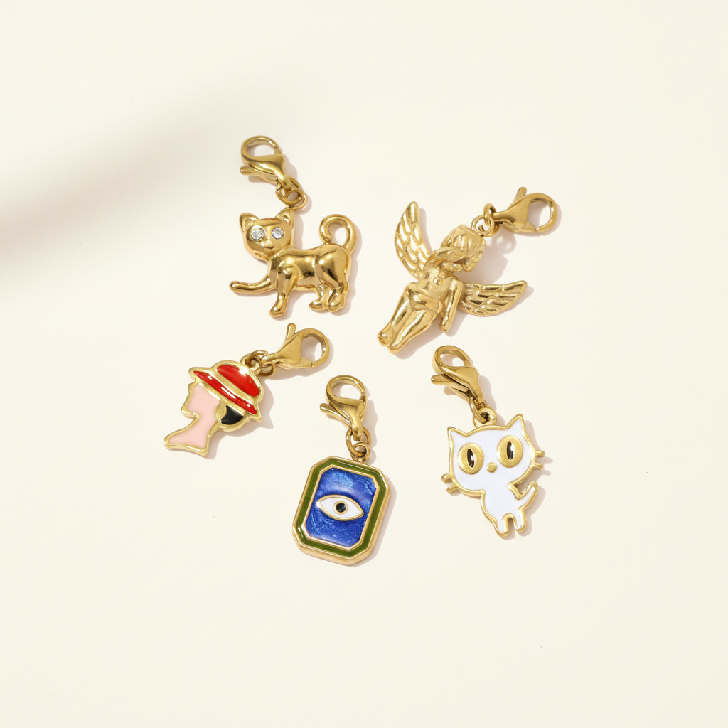 Pendentif délicat en acier titane doré avec fermoir mousqueton, style ange, à faire soi-même.