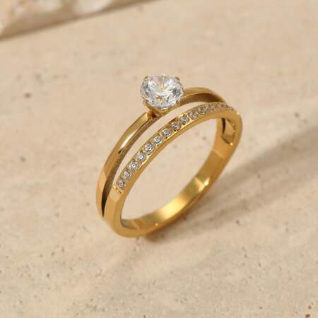 Luxurious Elegant Circle Stainless Steel Waterproof Gold Color Zircon Women's Gemstone Rings 2